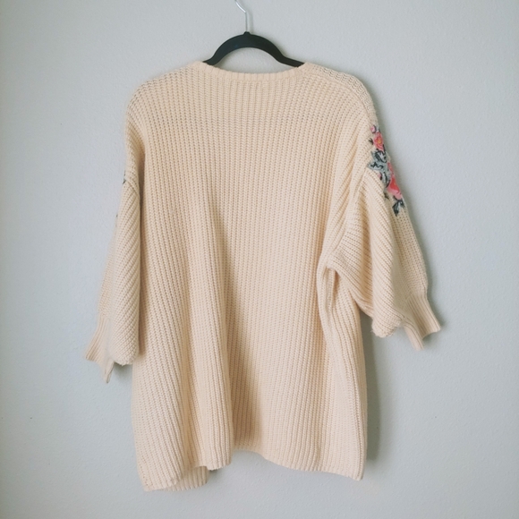 Sweet Generis | Rosette Embroidered Open Cardigan Sweater - Picture 7 of 12